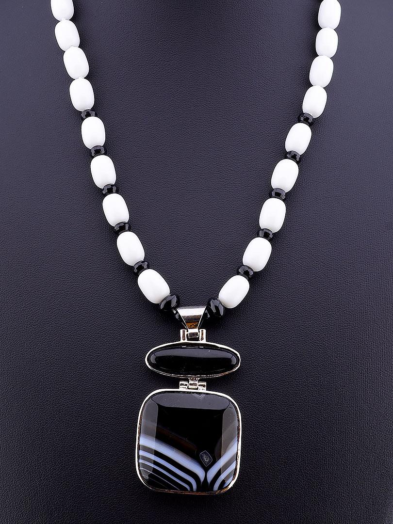 

Бусы Агат, Кахолонг 50 см.063231
