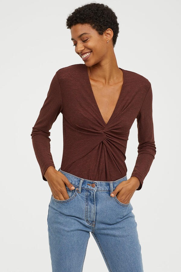 

Лонгслив H&M 0692102  коричневый 14-0030, Лонгслив H&M 0692102 34 коричневый 14-0030