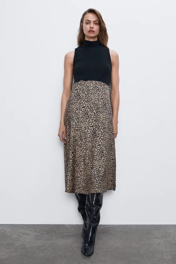 

Платье Zara 4770/006/051 S черное с леопардовым 18-0101