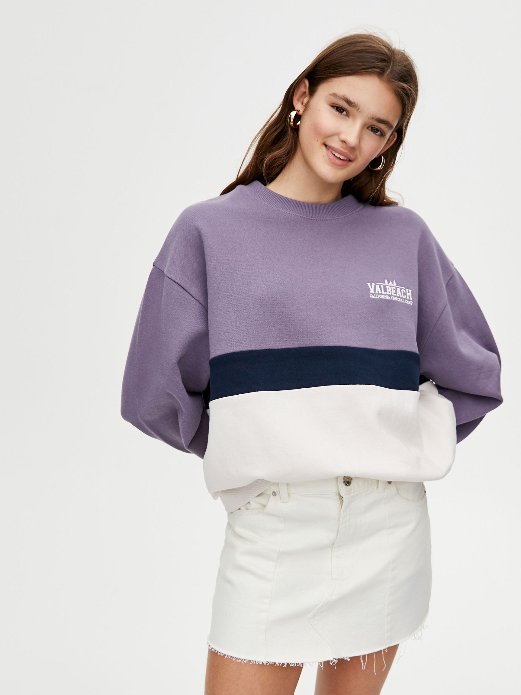 

Свитшот Pull & Bear 5590/328/439 M Фиолетовый с синим