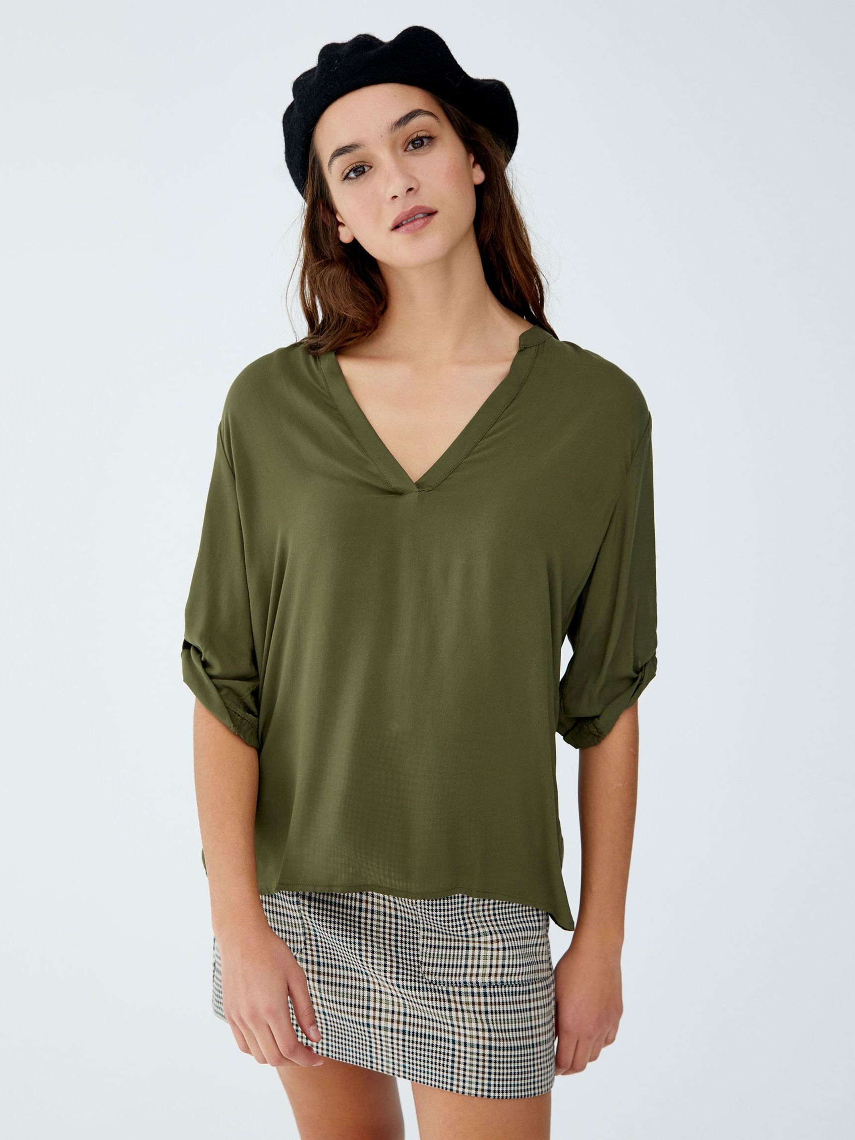 

Блузка Pull & Bear 9471/231/505  Оливковая, Блузка Pull & Bear 9471/231/505 S Оливковая