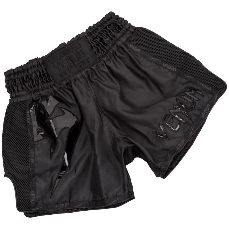 

Шорты для муай тай Venum Giant Muay Thai Shorts Black Размер: L