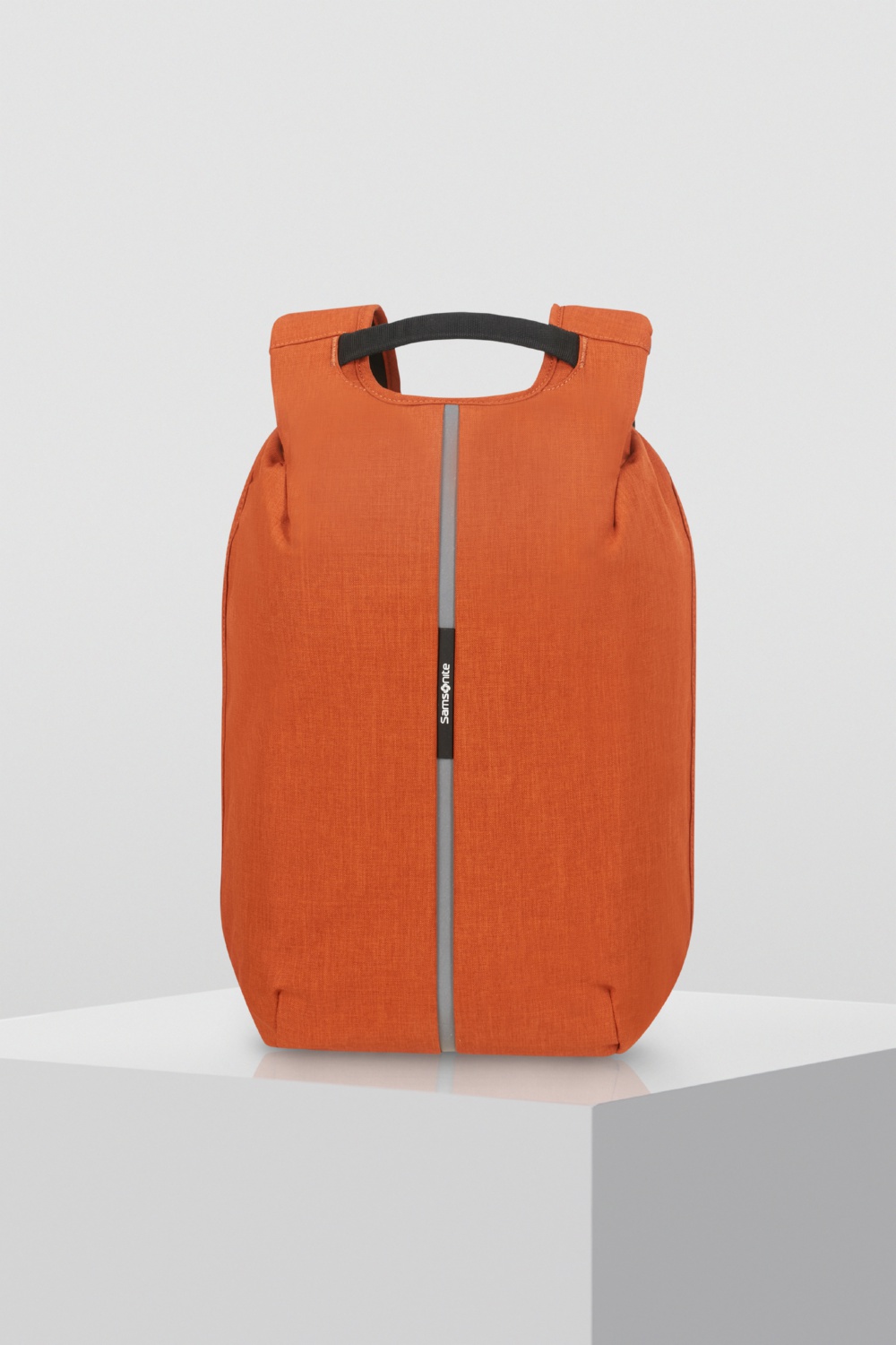 

Рюкзак Антивор Для Ноутбука Оранжевый Usb 15,6" Samsonite SECURIPAK SAFFRON 30х44х16 KA6*16001
