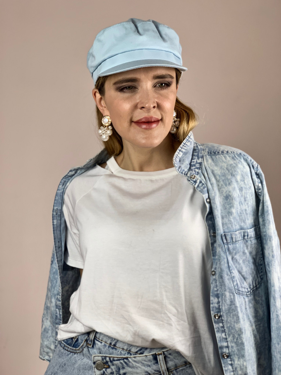 

Женская голубая кепка из хлопка