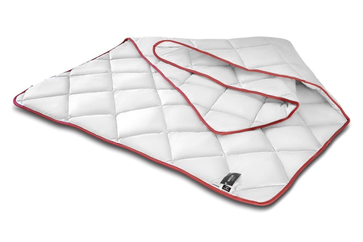 

Одеяло бамбуковое MirSon "Deluxe" №0409 Зима 140х205 см