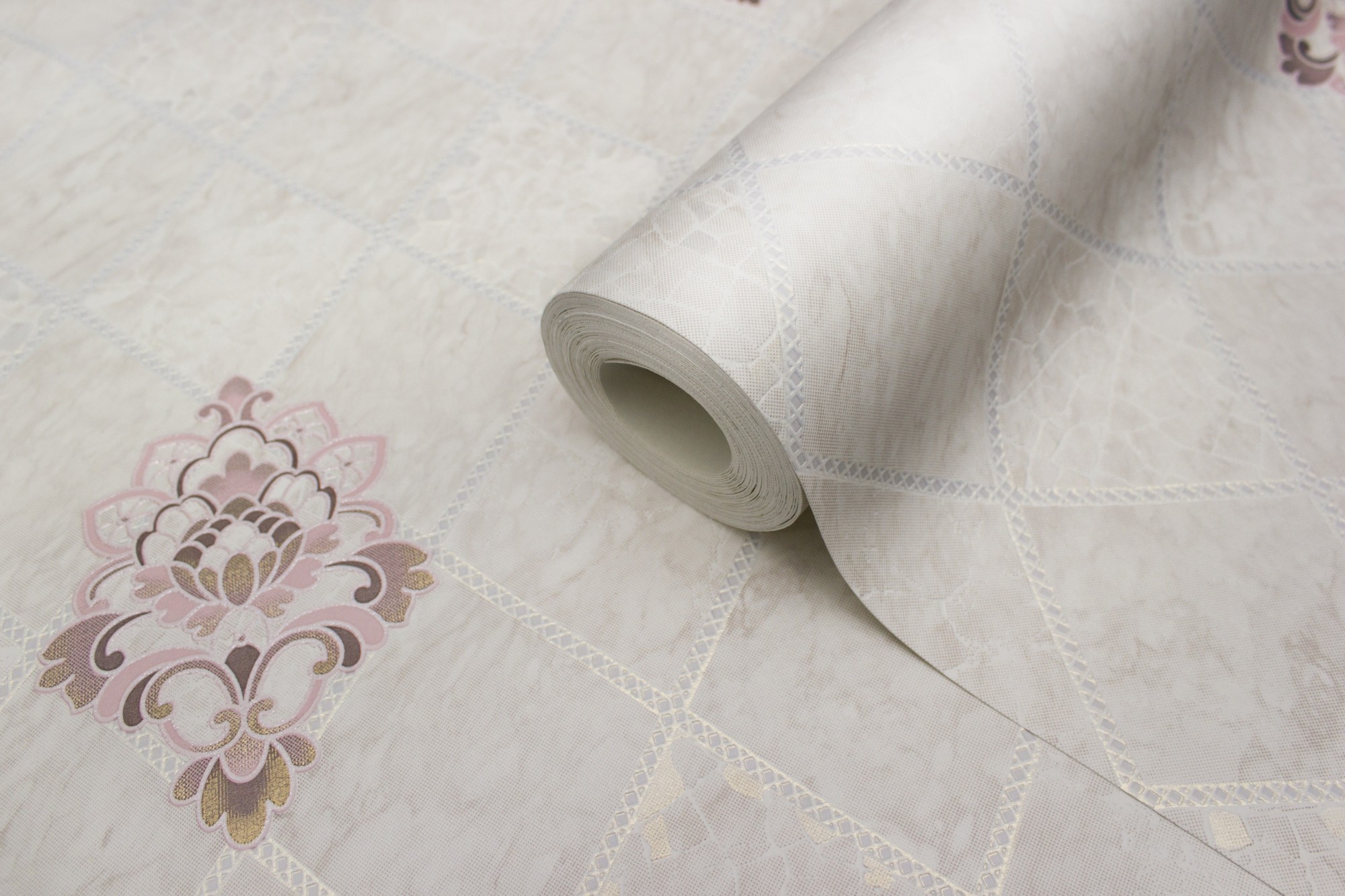 

Обои виниловые на бумажной основе LS Дарио светло-капучиновые МНК1-1055 (0,53х10.05 м)