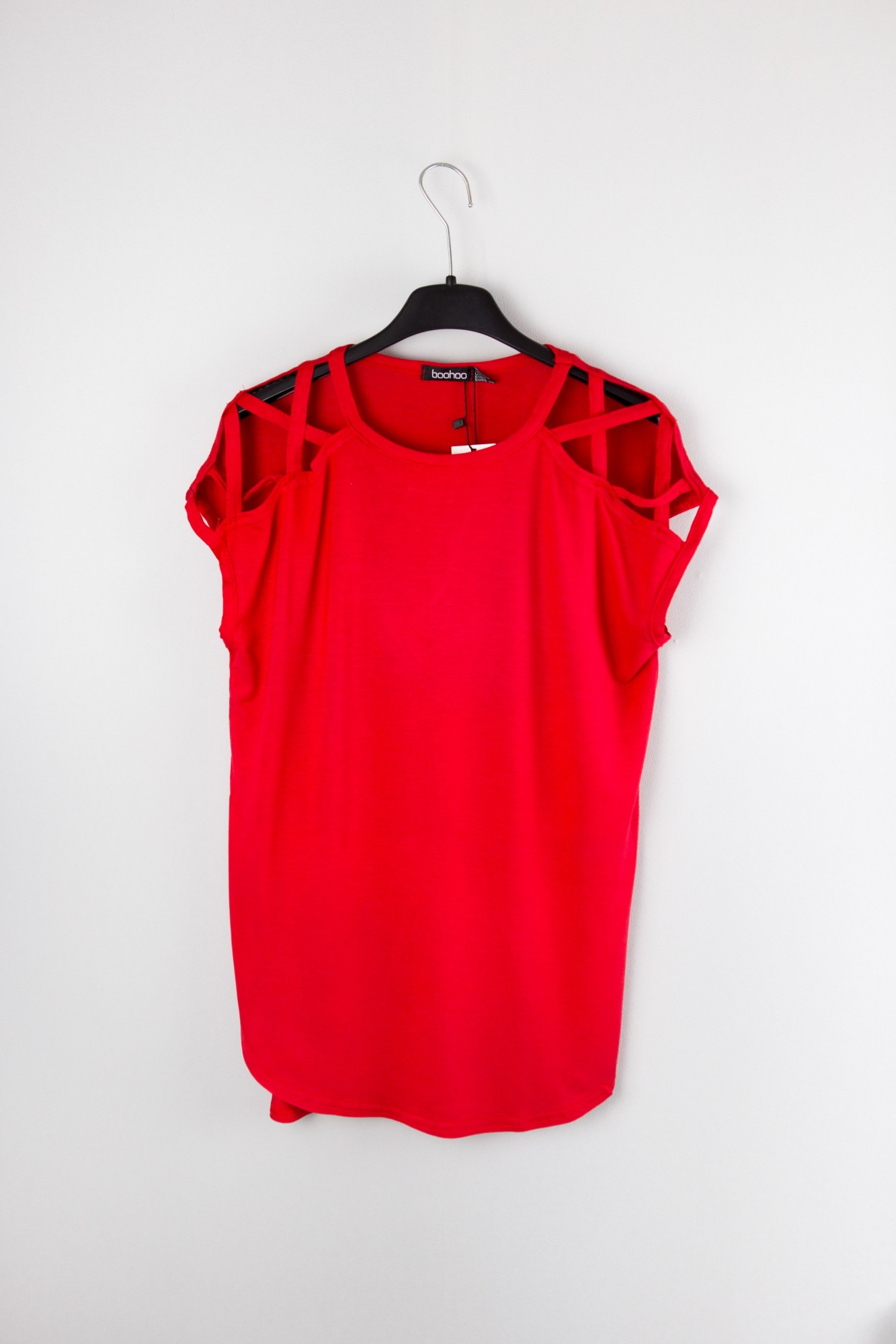 

Топ Boohoo 38 красный 4008321213424