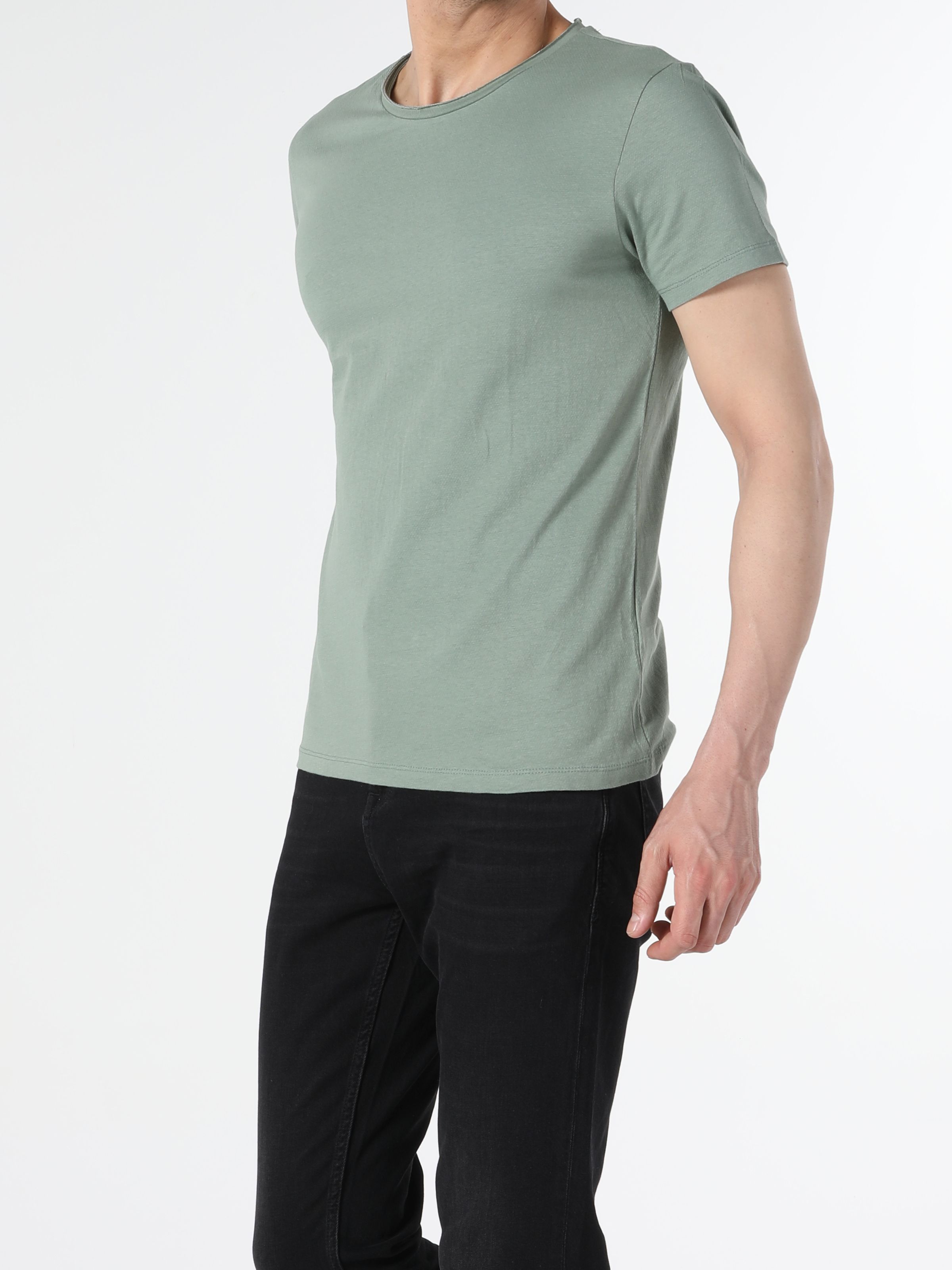 

Футболка Colin's CL1054649OGR  Oil Green, Футболка Colin's CL1054649OGR M Oil Green