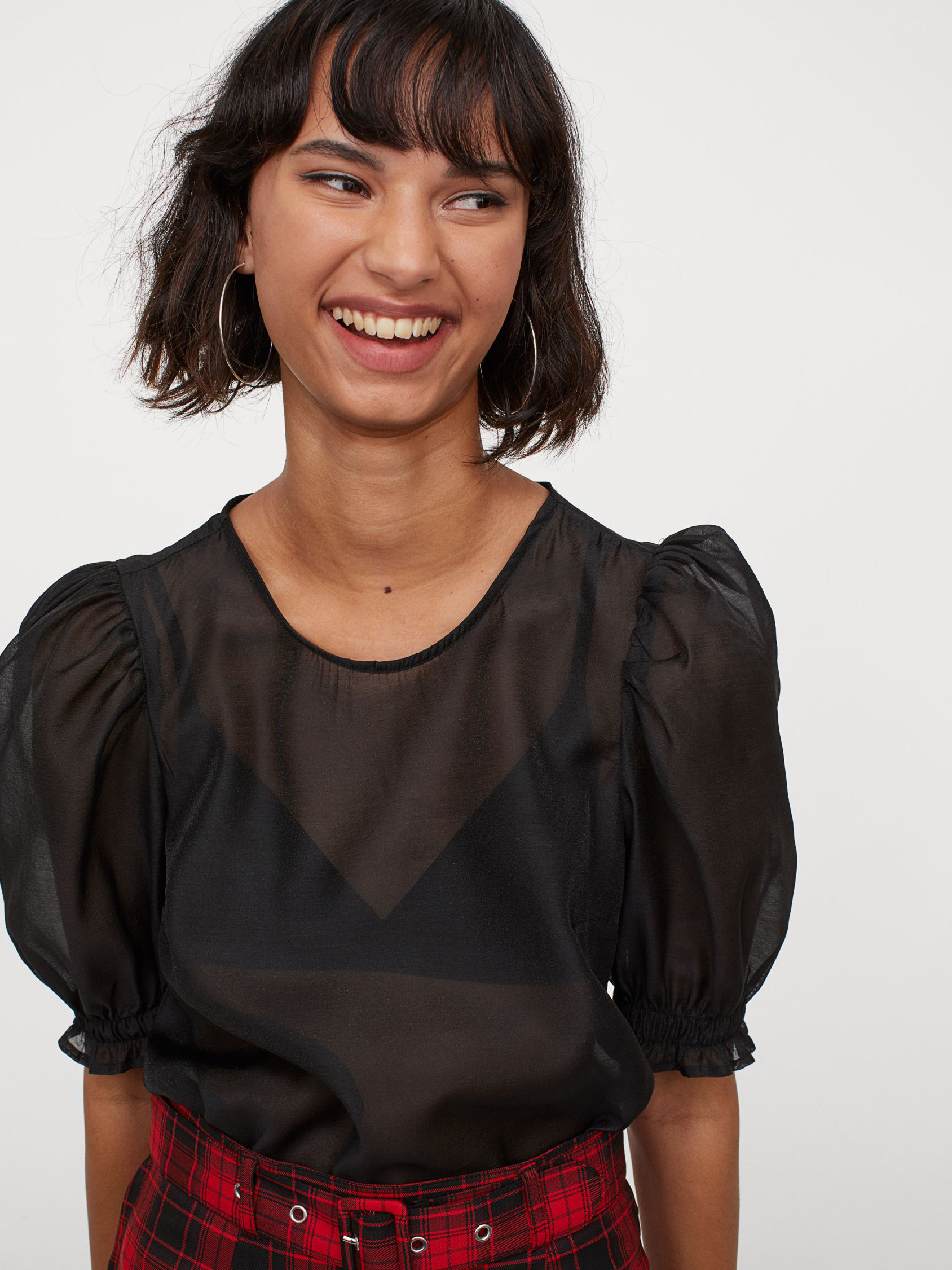 

Блузка H&M Divided 060928189  Черная, Блузка H&M Divided 060928189 34 Черная