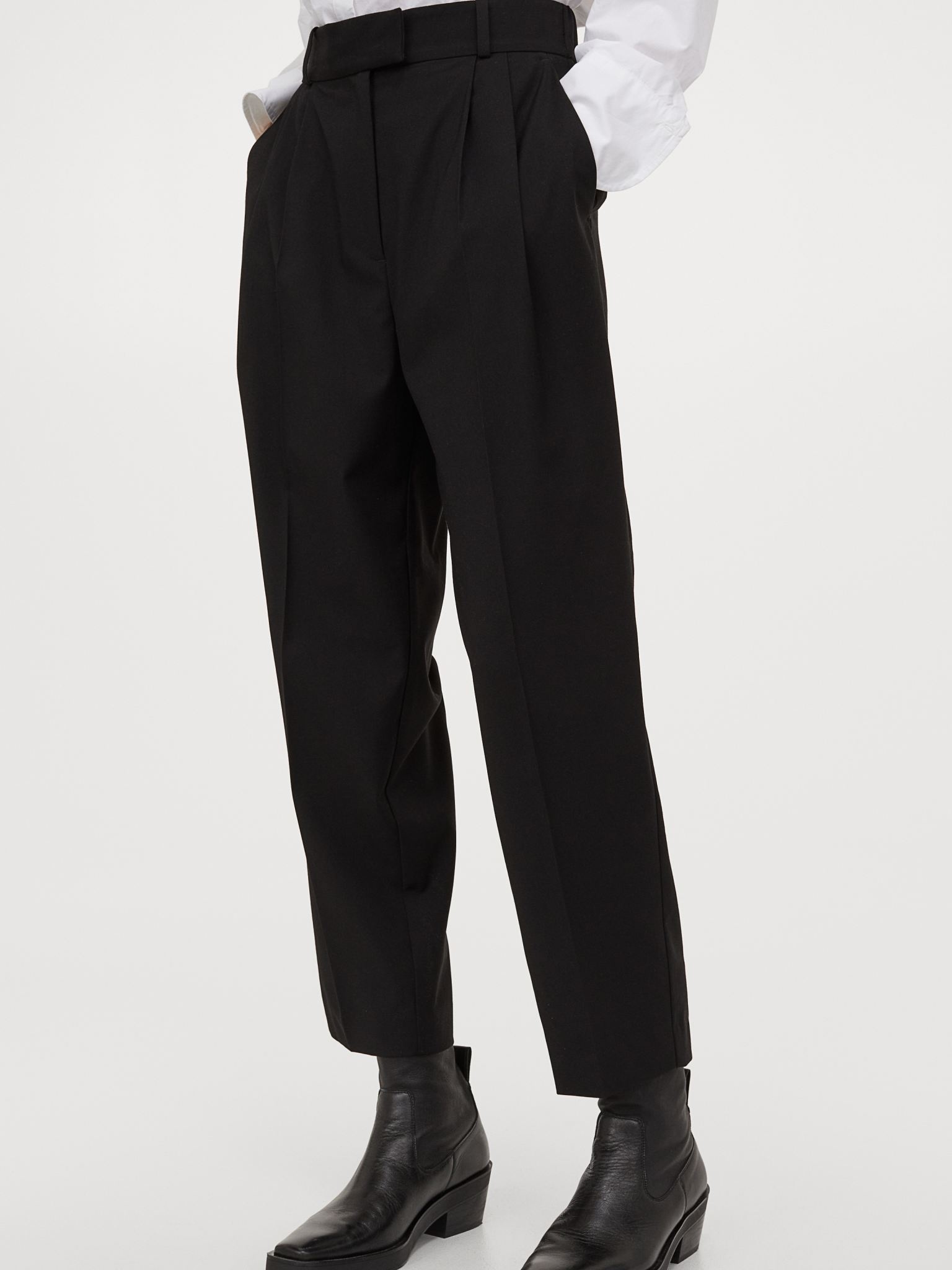 

Брюки H&M 909721001b14 42 Черные