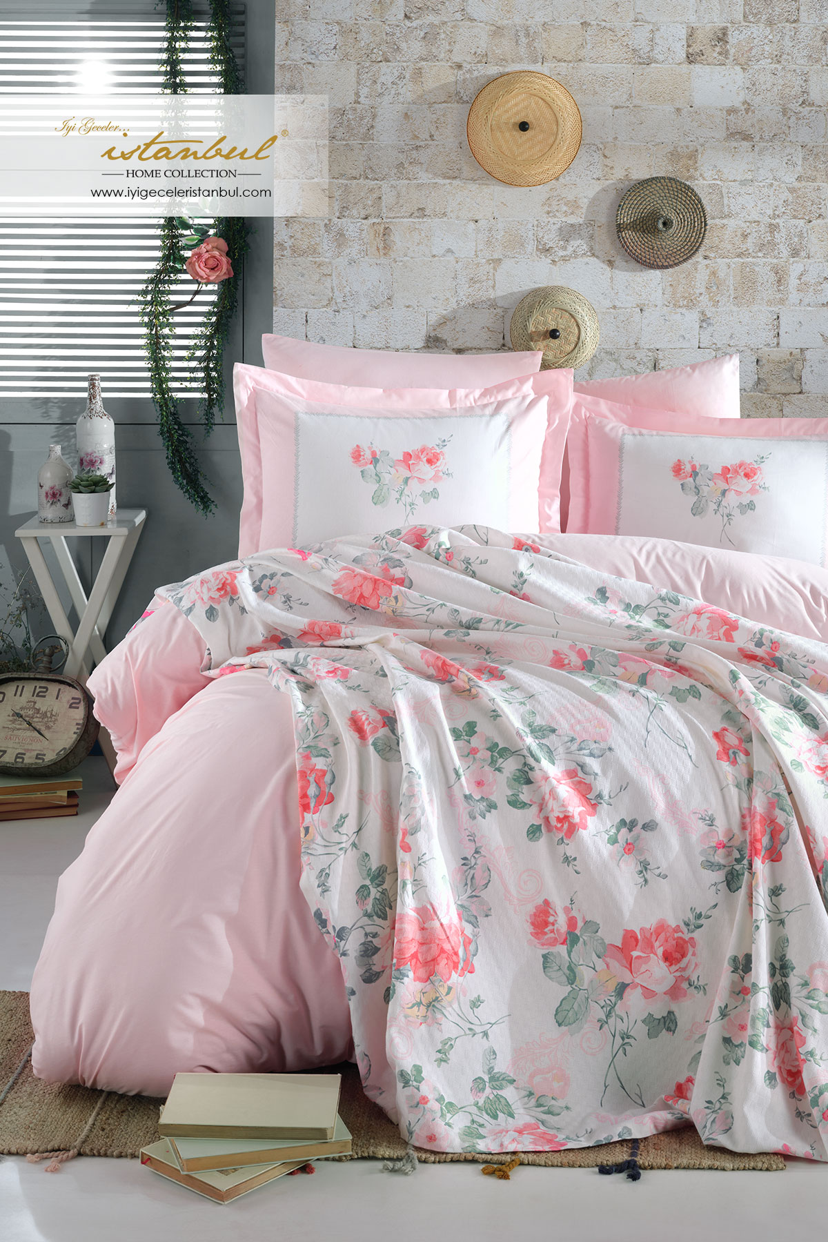 

Постільна білизна Istanbul 220×240 Jardin parfum з дифузором і пледом, Mint Istanbul k-ist jd4