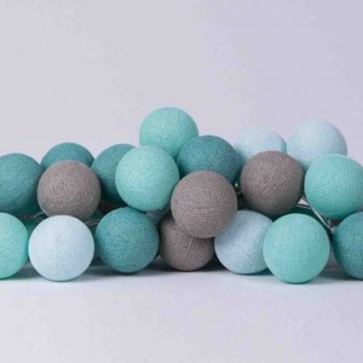

Ночник-гирлянда детский Cottonballlight Голубой/Серый на 35 шариков длиной 3,5 метра
