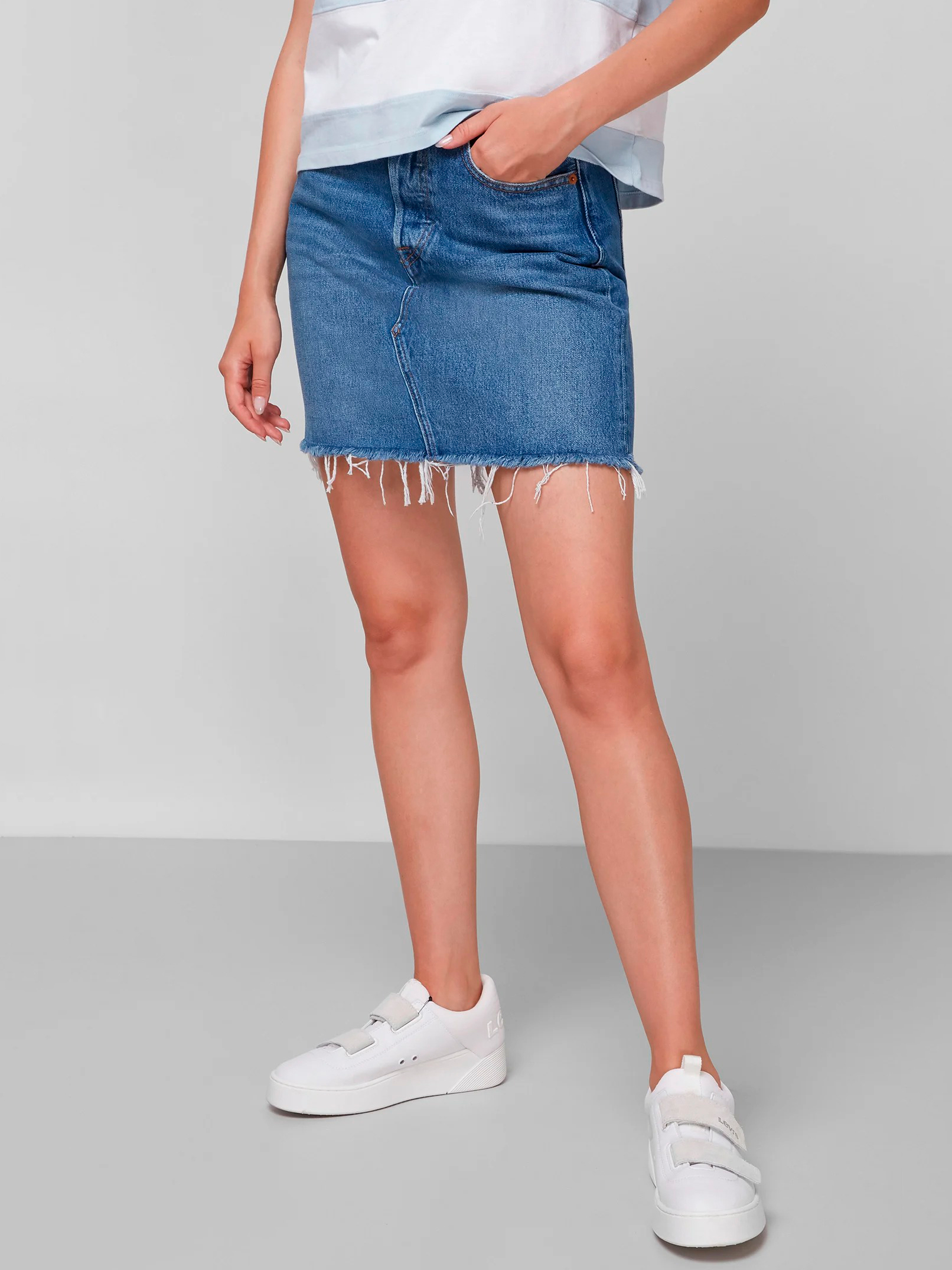 

Джинсовая юбка Levi's HR Decon Icnic Bfly Skrt Stuck 77882-0020 32