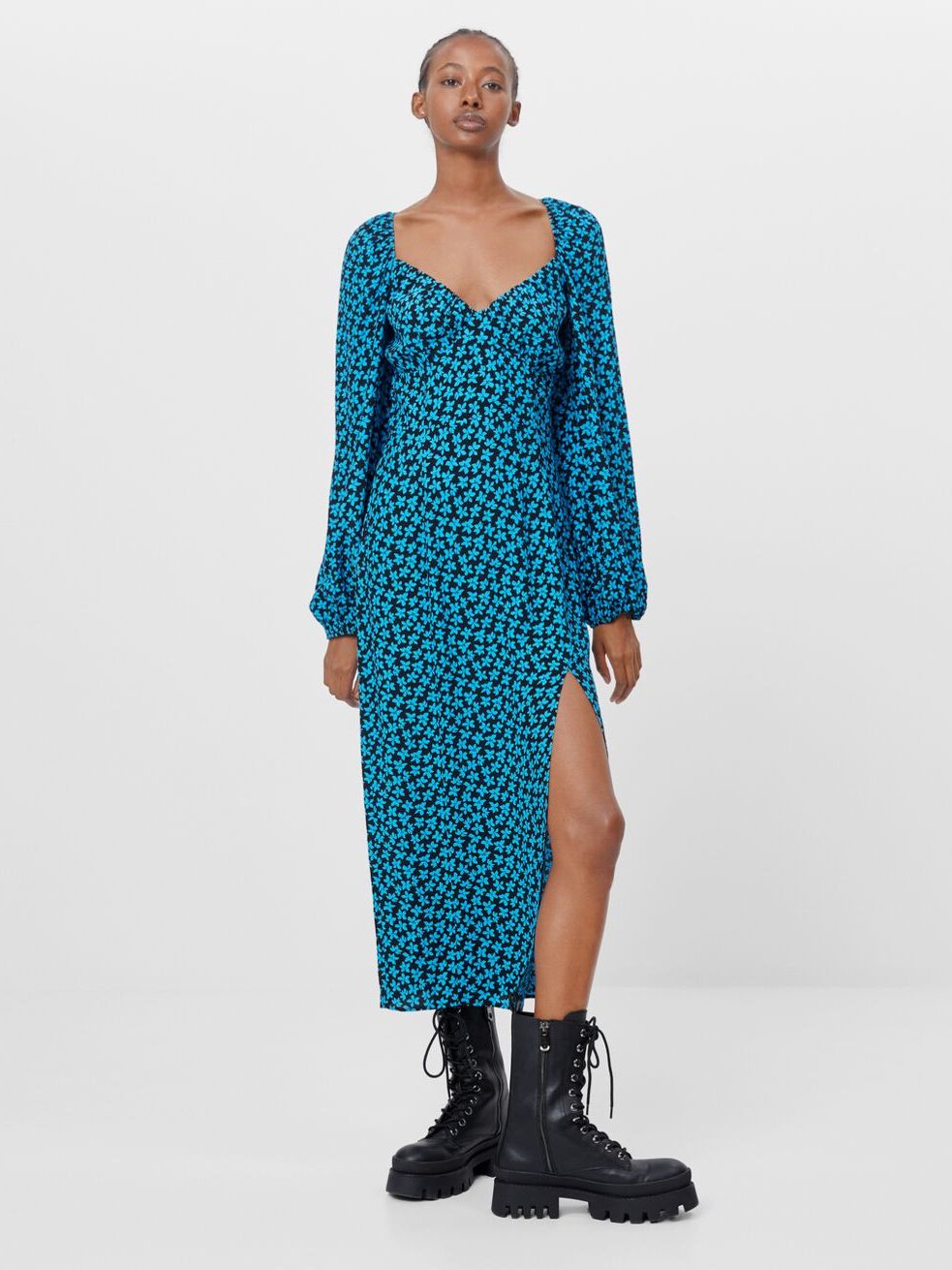 

Платье Bershka 5455/168/400 S Черное