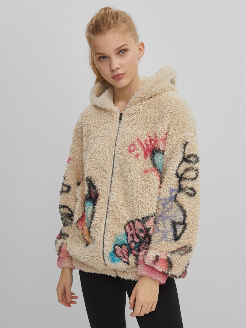 

Полушубок Bershka 6200/033/712 M/L Молочный