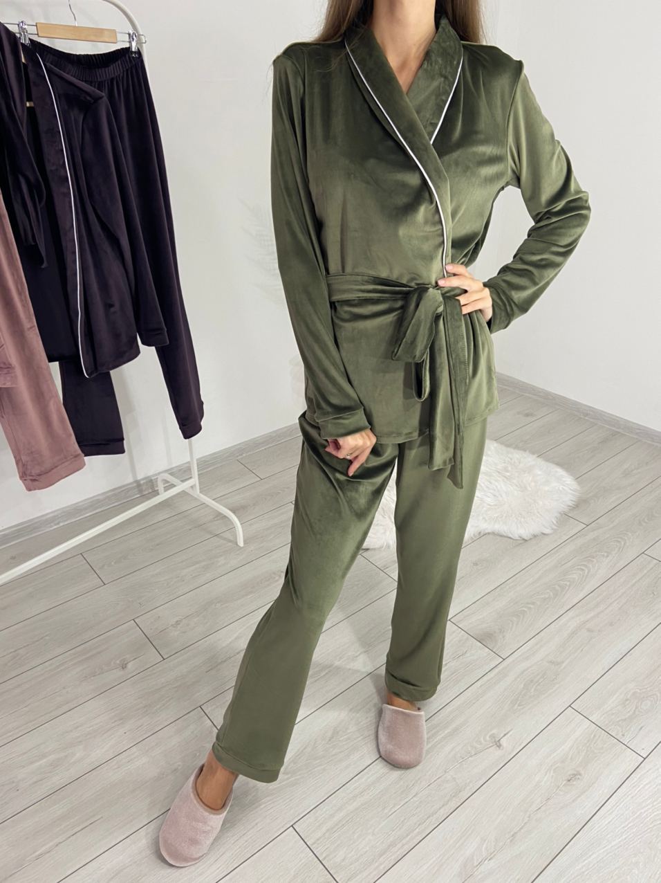 

Пижамный комплект халат со штанами велюр Shuna Comfort Хаки S/M/L