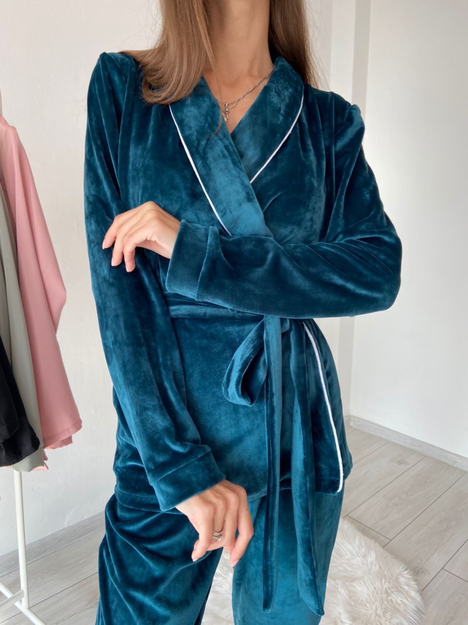 

Пижамный комплект халат со штанами велюр Shuna Comfort Изумруд S/M/L