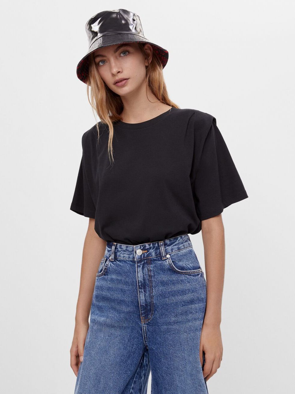 

Футболка Bershka 7325/538/800  Черная, Футболка Bershka 7325/538/800 XS Черная