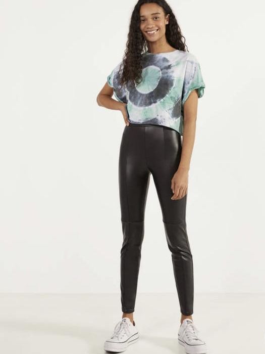 

Брюки Bershka 5064/405/800 M Черные