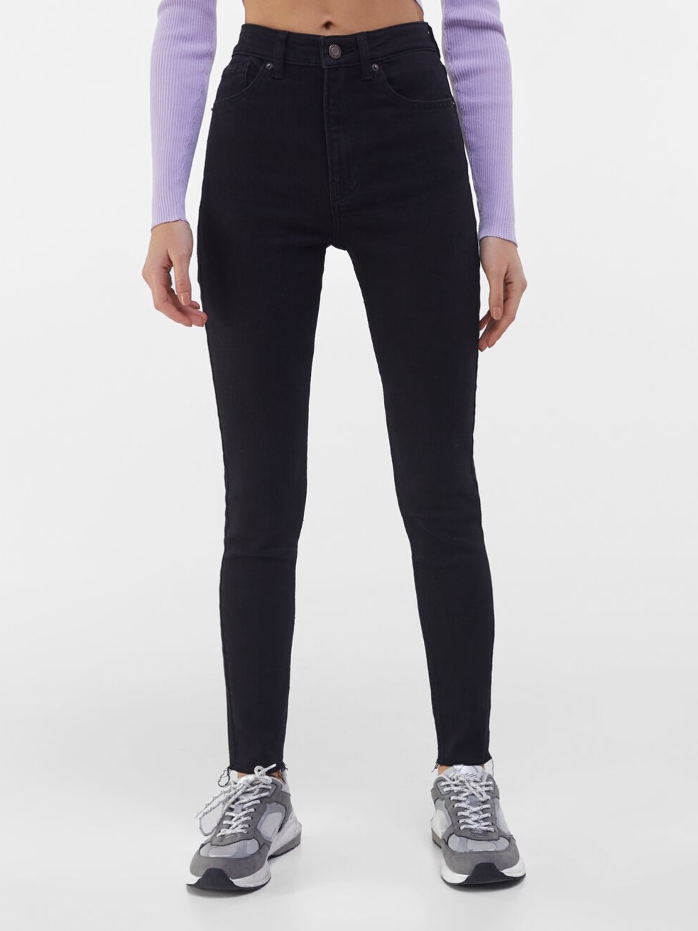 

Джинсы Bershka 5191/534/800 38 Черный джинс