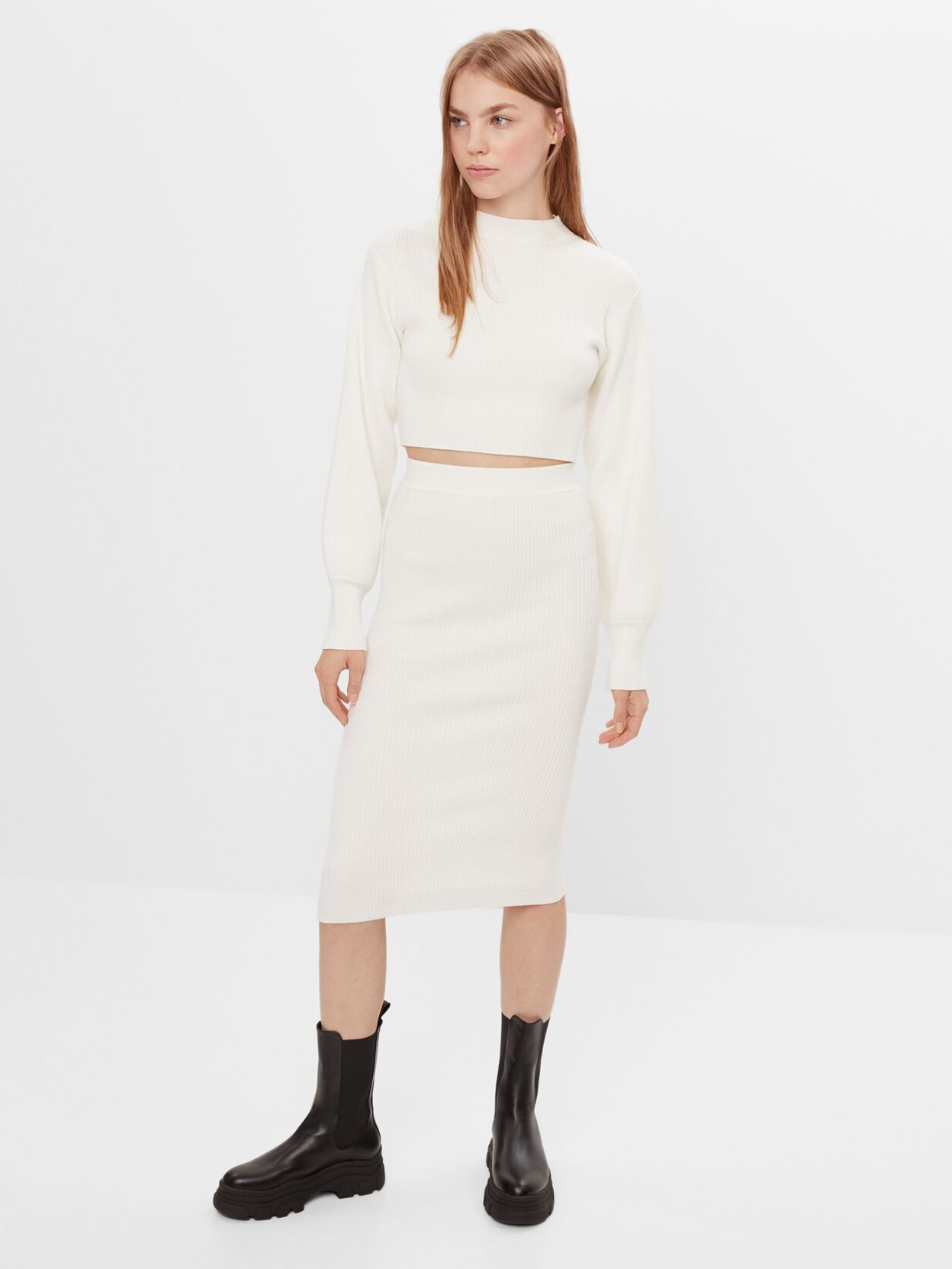 

Юбка Bershka 5719/693/712 M Белая