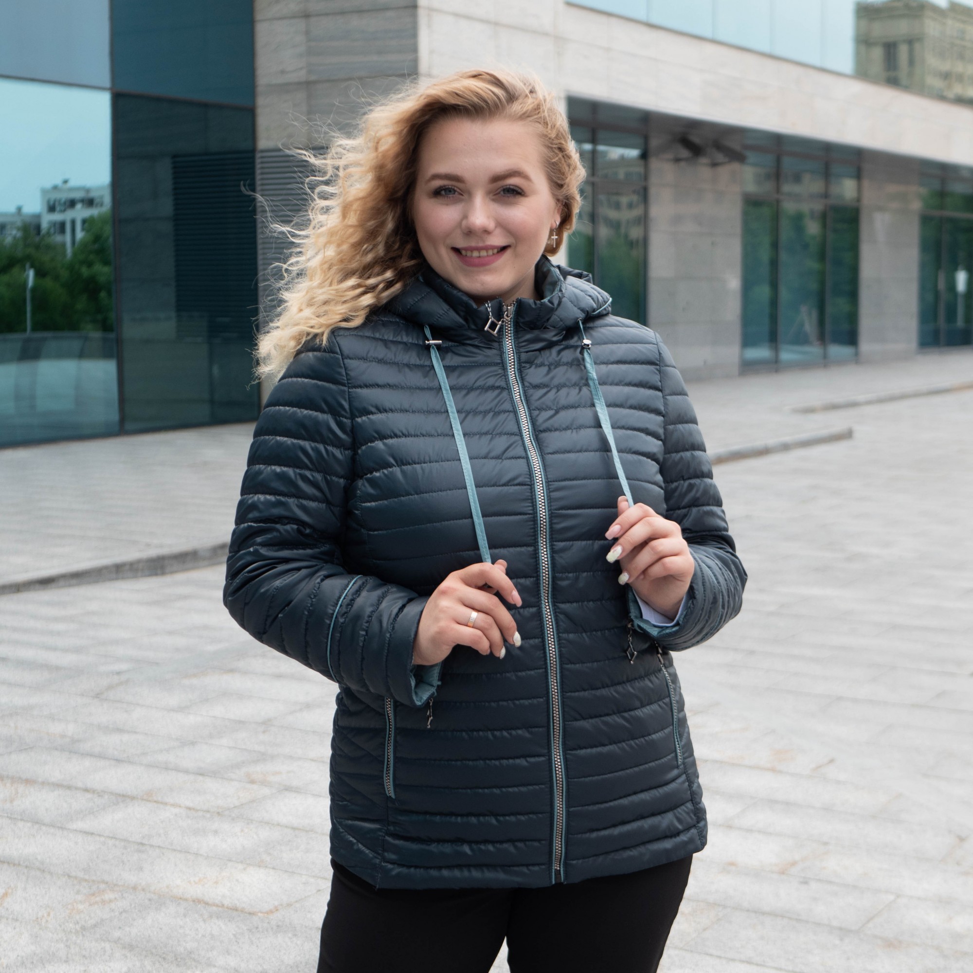 

Осенняя женская куртка большого размера UF-Fashion Lana-gv 58 морская волна