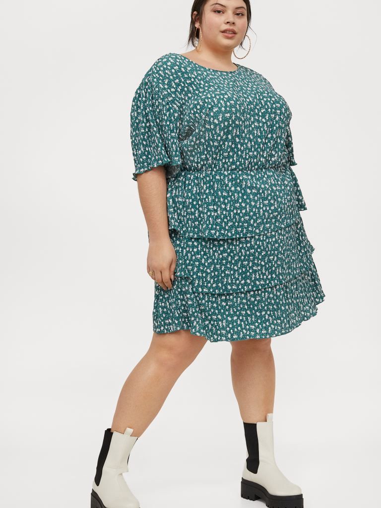 

Платье H&M 060969023  Зеленое с белым, Платье H&M 060969023 2XL Зеленое с белым