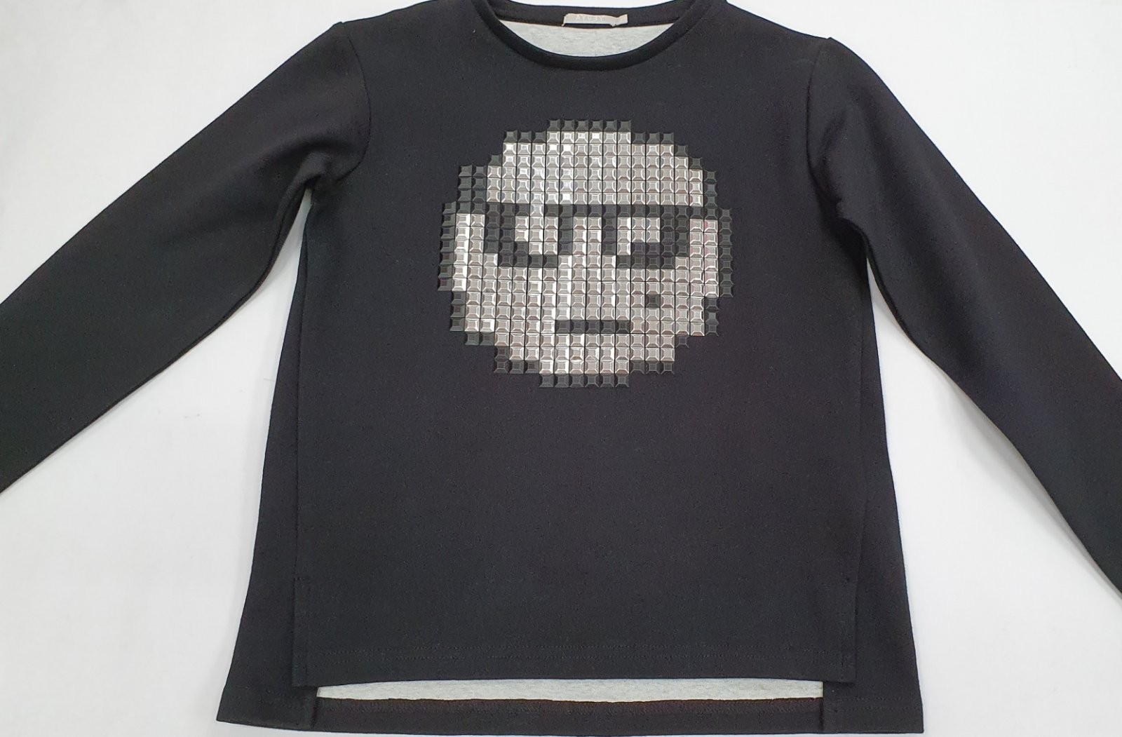 

Стильная кофта смайл AYGEY Италия на 8 лет, рост 128 см, черного цвета, KDJF166MS