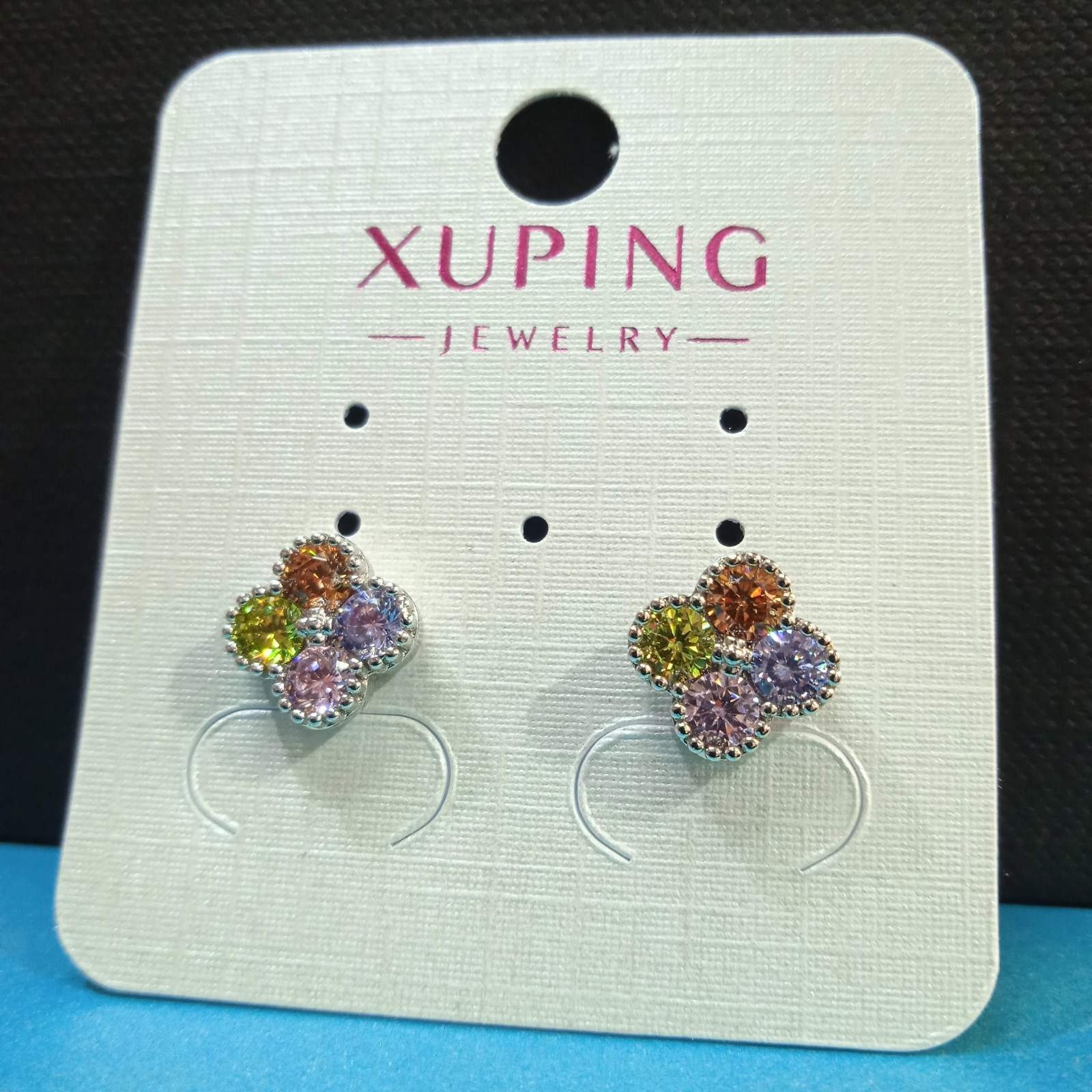 

Серьги Xuping гвоздики посеребренные 99791