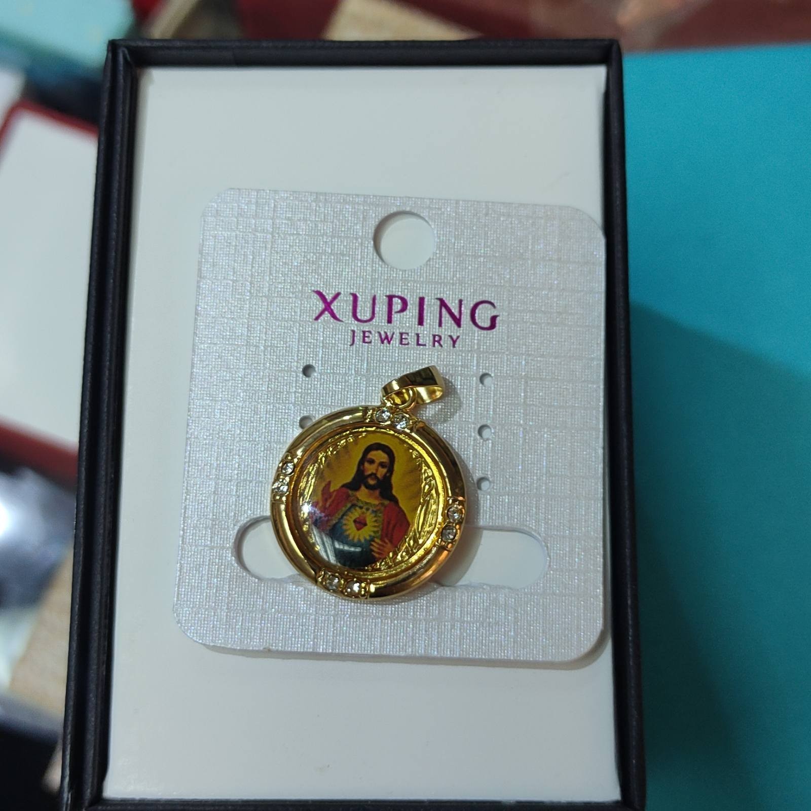 

Кулон Xuping Икона Иисус с цирконием позолота 61107