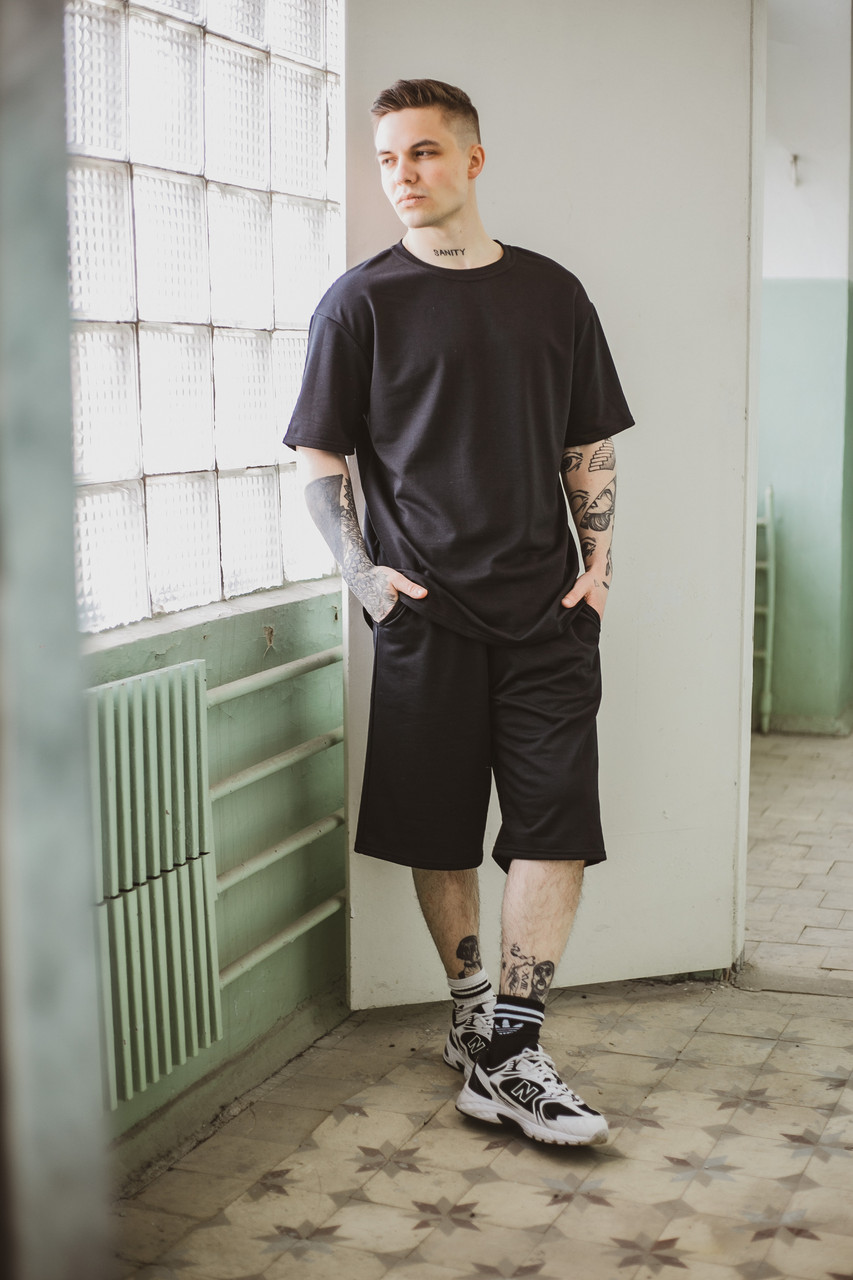 

Мужской спортивный костюм трикотажная футболка и шорты оверсайз Player Intruder XXL-XXXL Черный (IN - 1620738516 B)