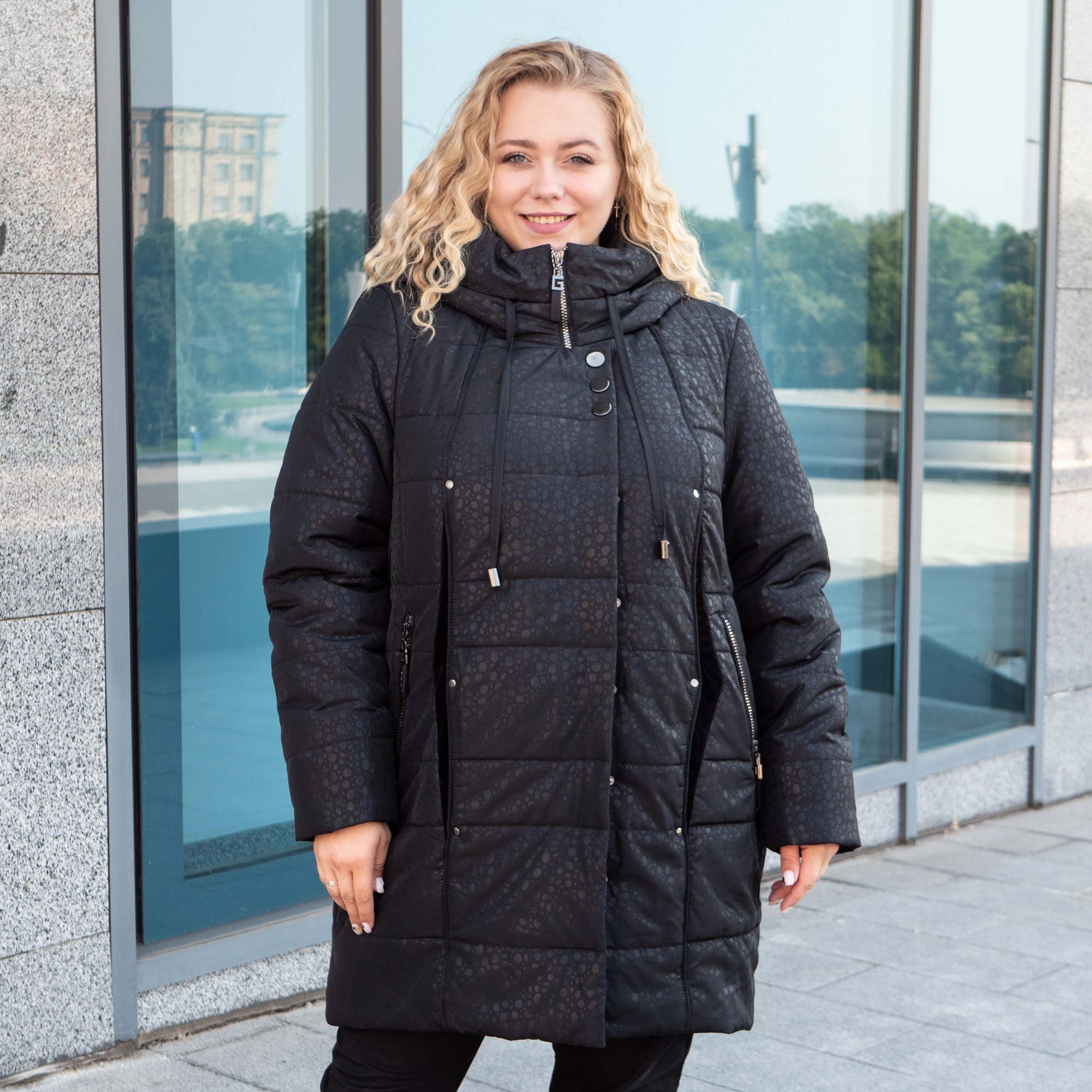 

Зимняя женская куртка большого размера UF- Fashion Chayka-x 50 черный