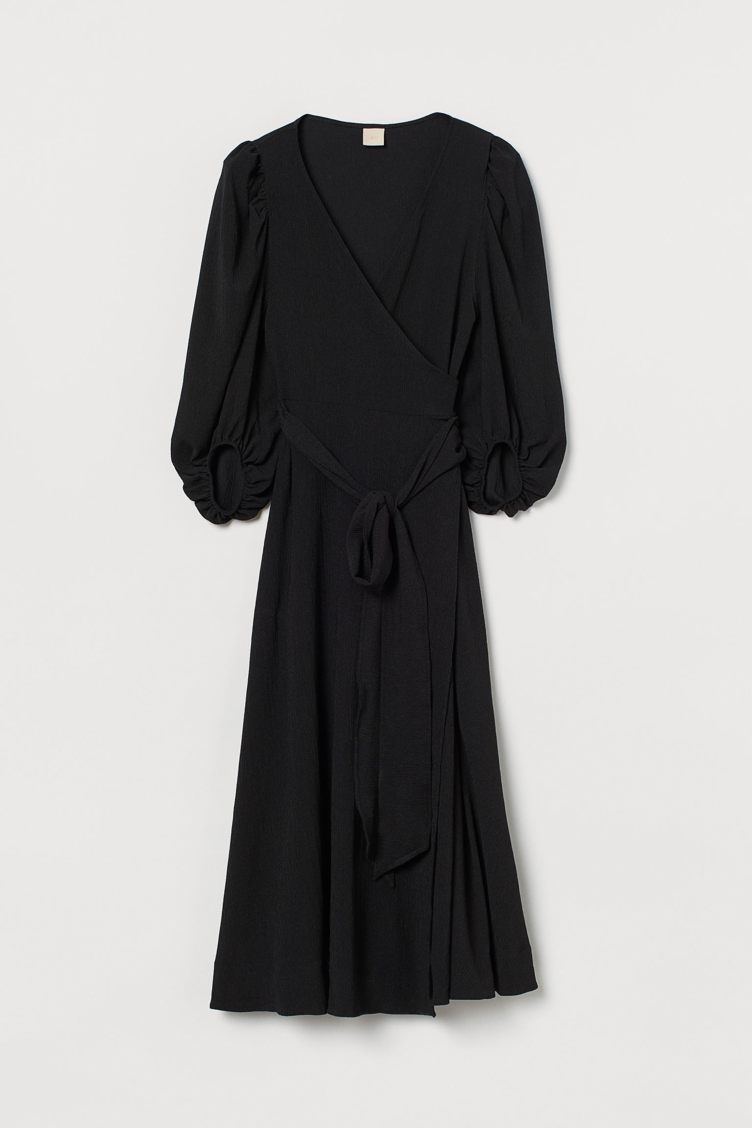 

Платье H&M M черный 16079579322