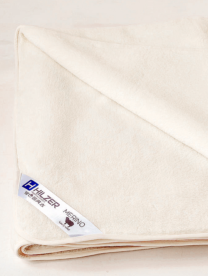 

Одеяло осень-зима HILZER полуторное 180x200 см, Италия, 100% шерсть, 5 лет гарантия