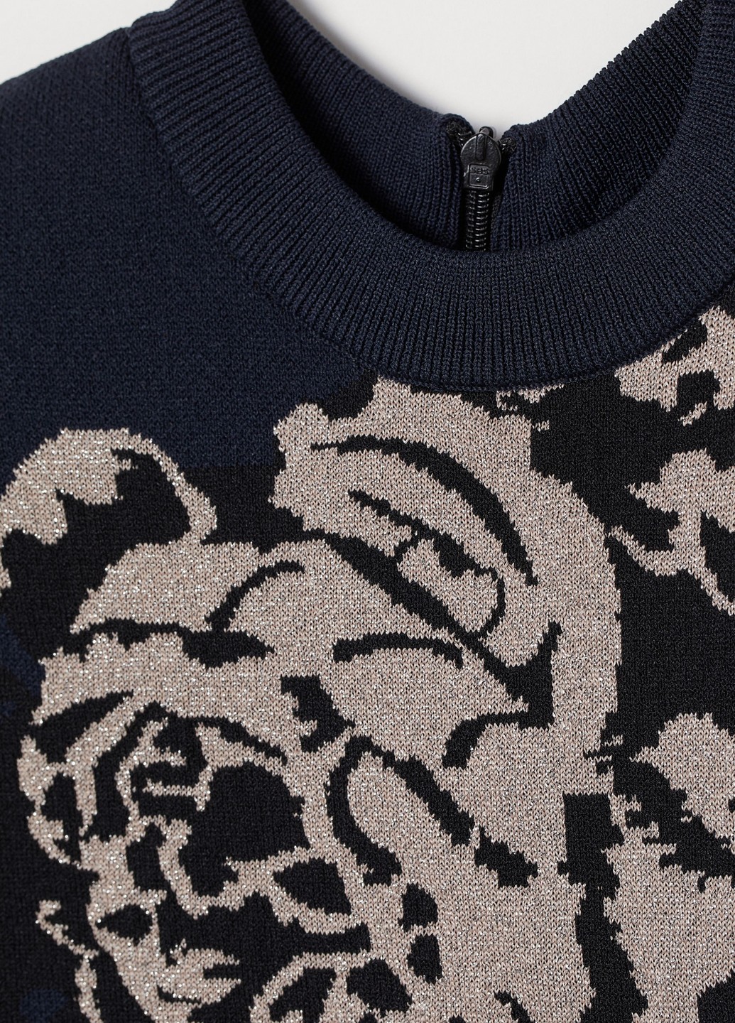 

Платье H&M XS Хаки 0807740_01