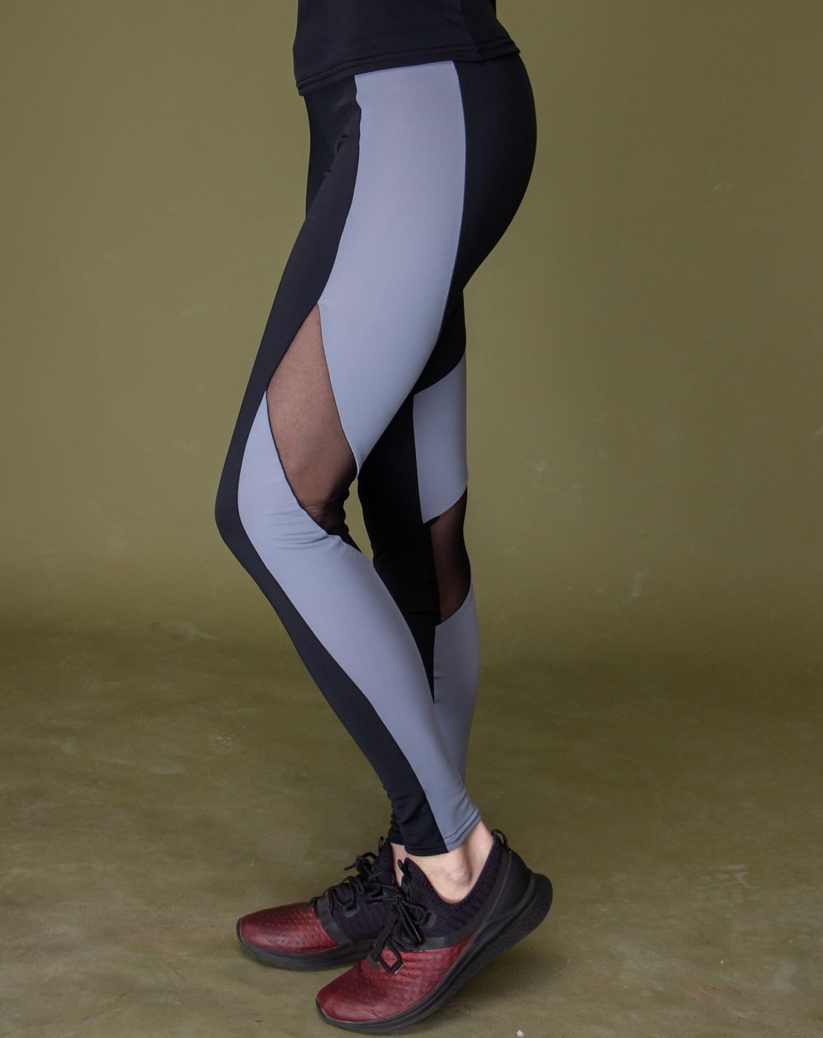 

Лосины FitU спортивные женские Lotos gray серый, Лосины FitU спортивные женские Lotos gray серый XL