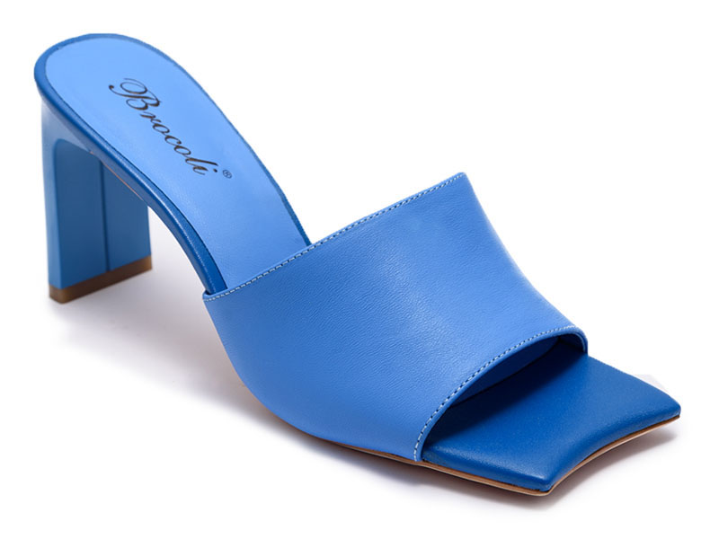 

Шлепанцы BROCOLY A1527-90L-Y402 38 Синие