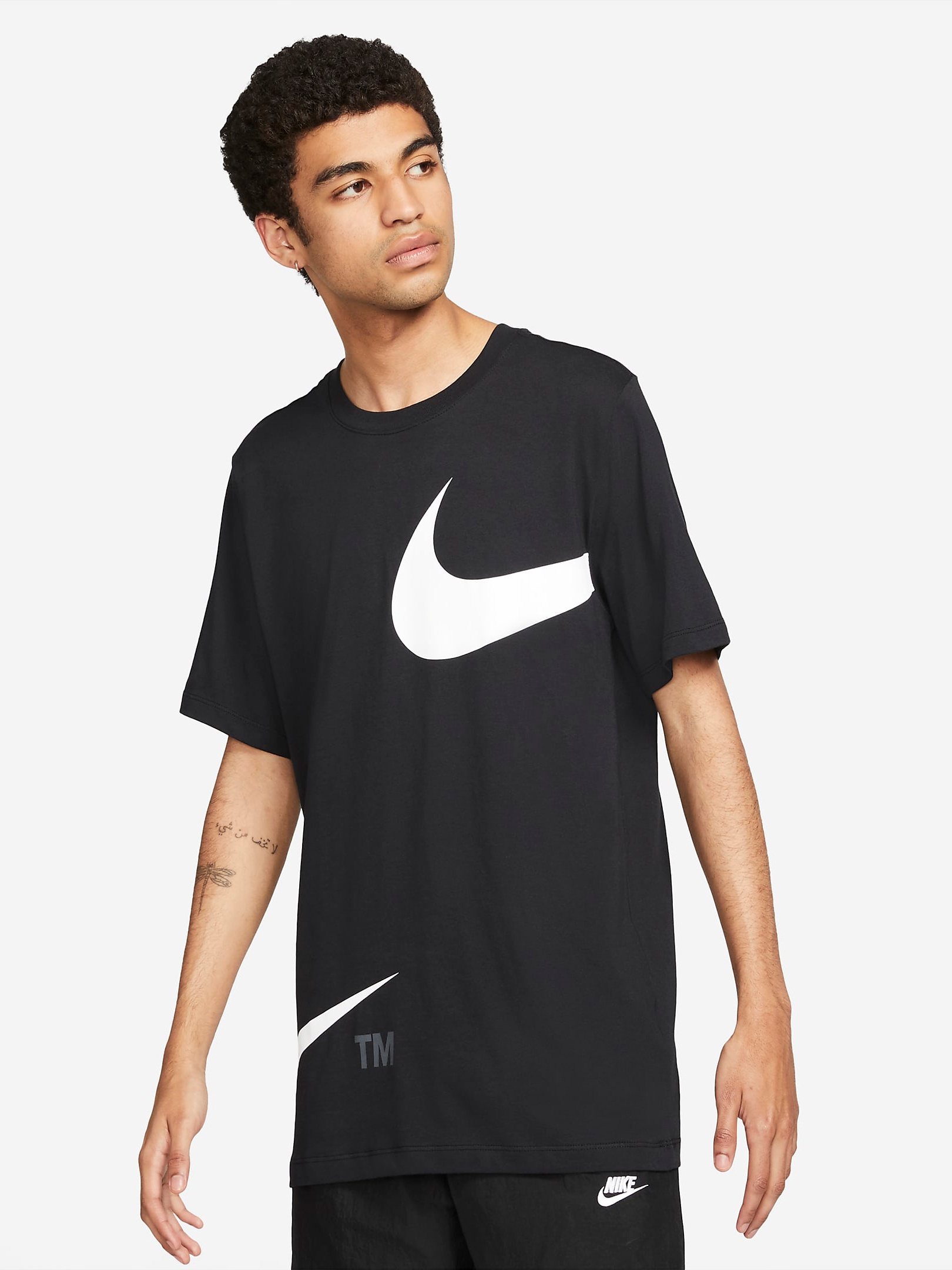 

Футболка Nike M Nsw Tee Stmt Gx DD3349-010 M