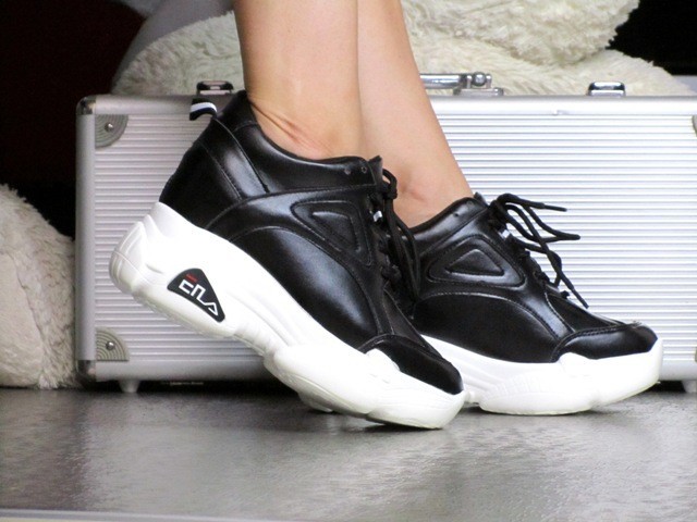

Сникерсы Marlen 2109-41 черные 37 (23 см) 00588