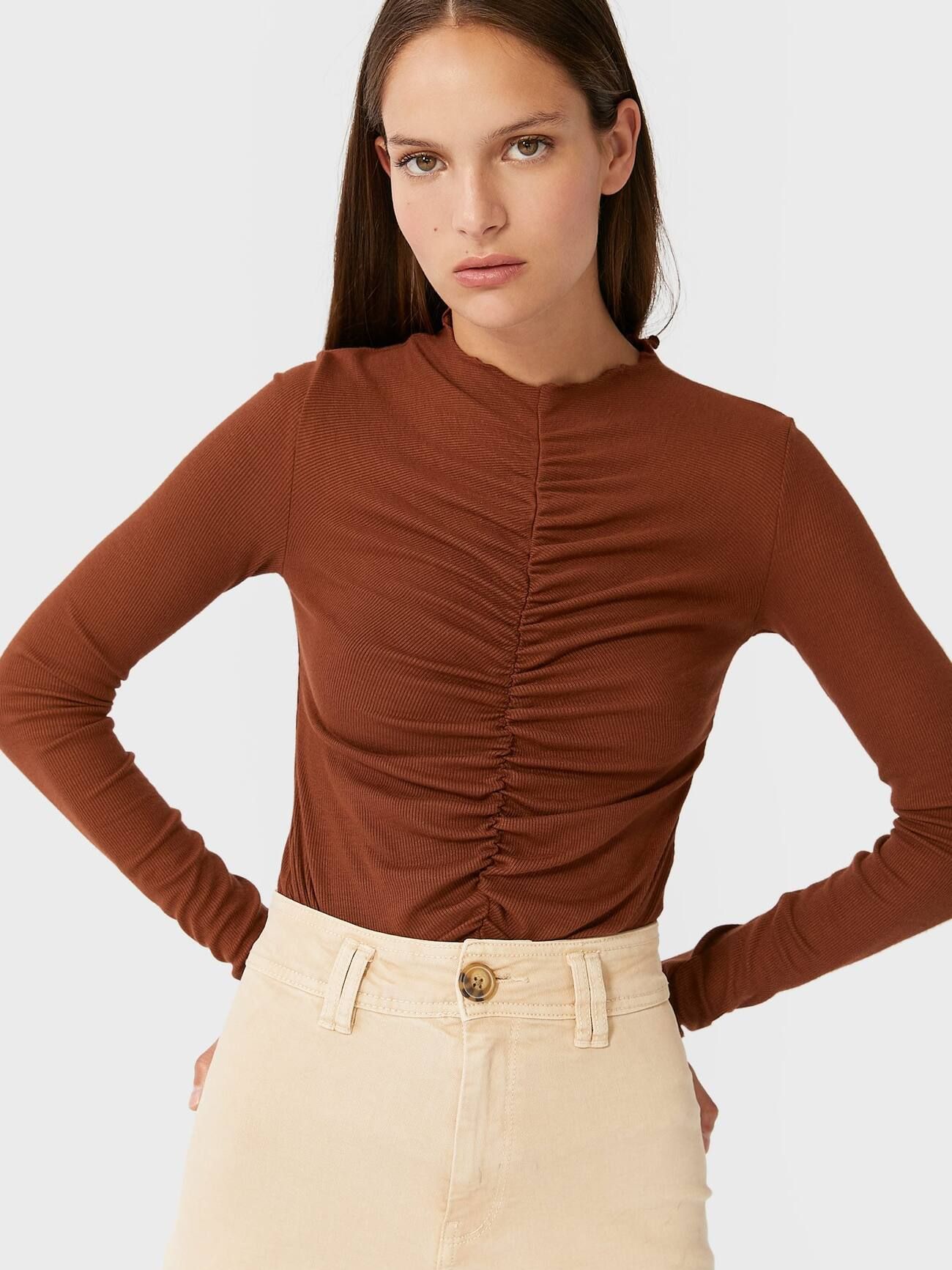 

Водолазка Stradivarius 2747/495/420 L Терракотовая