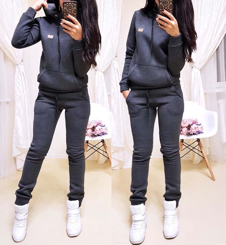 

Fashions • Спортивный костюм Мадлен Fashions M антрацит (8846тк)
