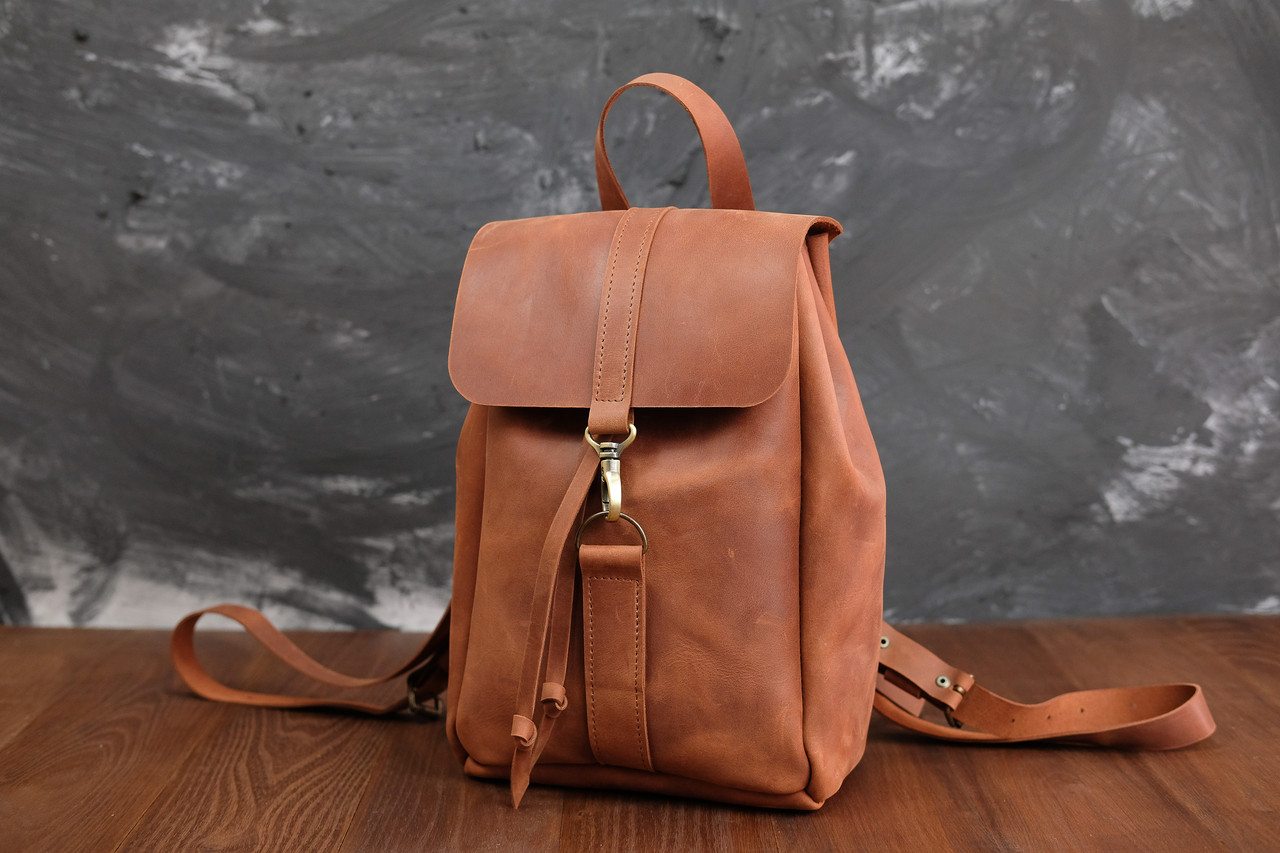 

Рюкзак женский винтажная кожа Berty 111-0003 Коньяк