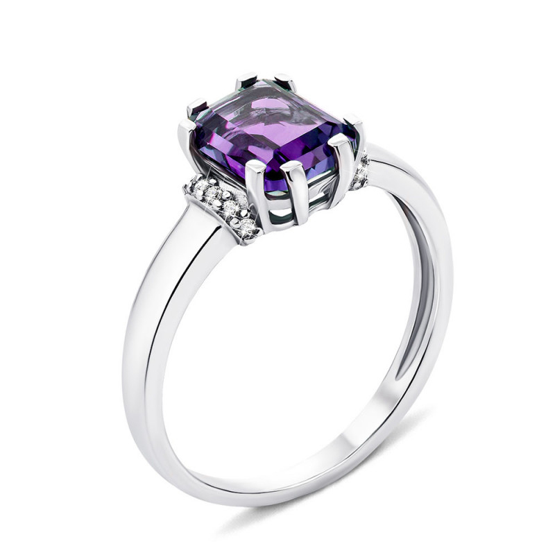 

Серебряное кольцо с аметистом и фианитами 000133082 16 размера