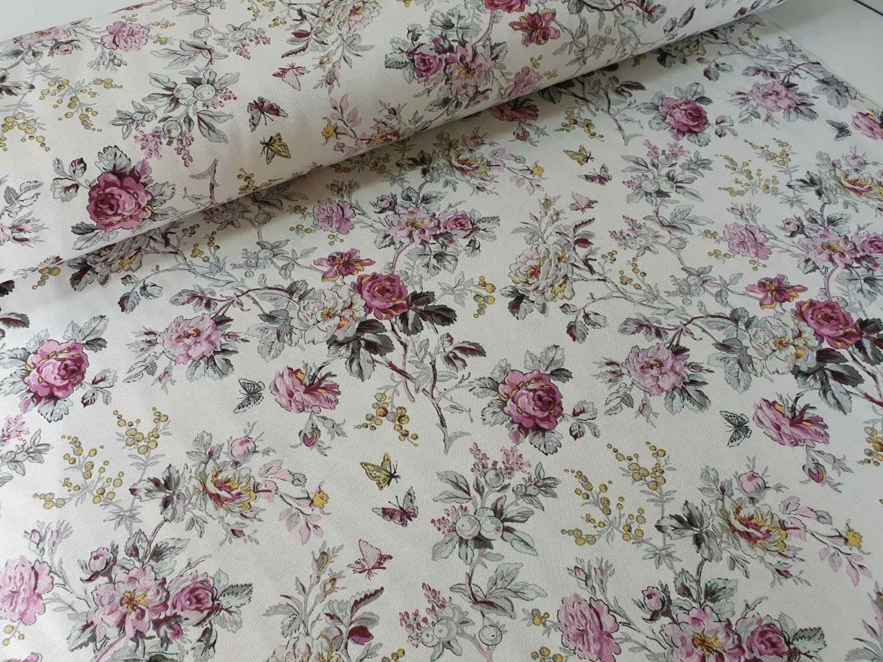 

Скатерть тефлоновая Home Style 0147 120*160