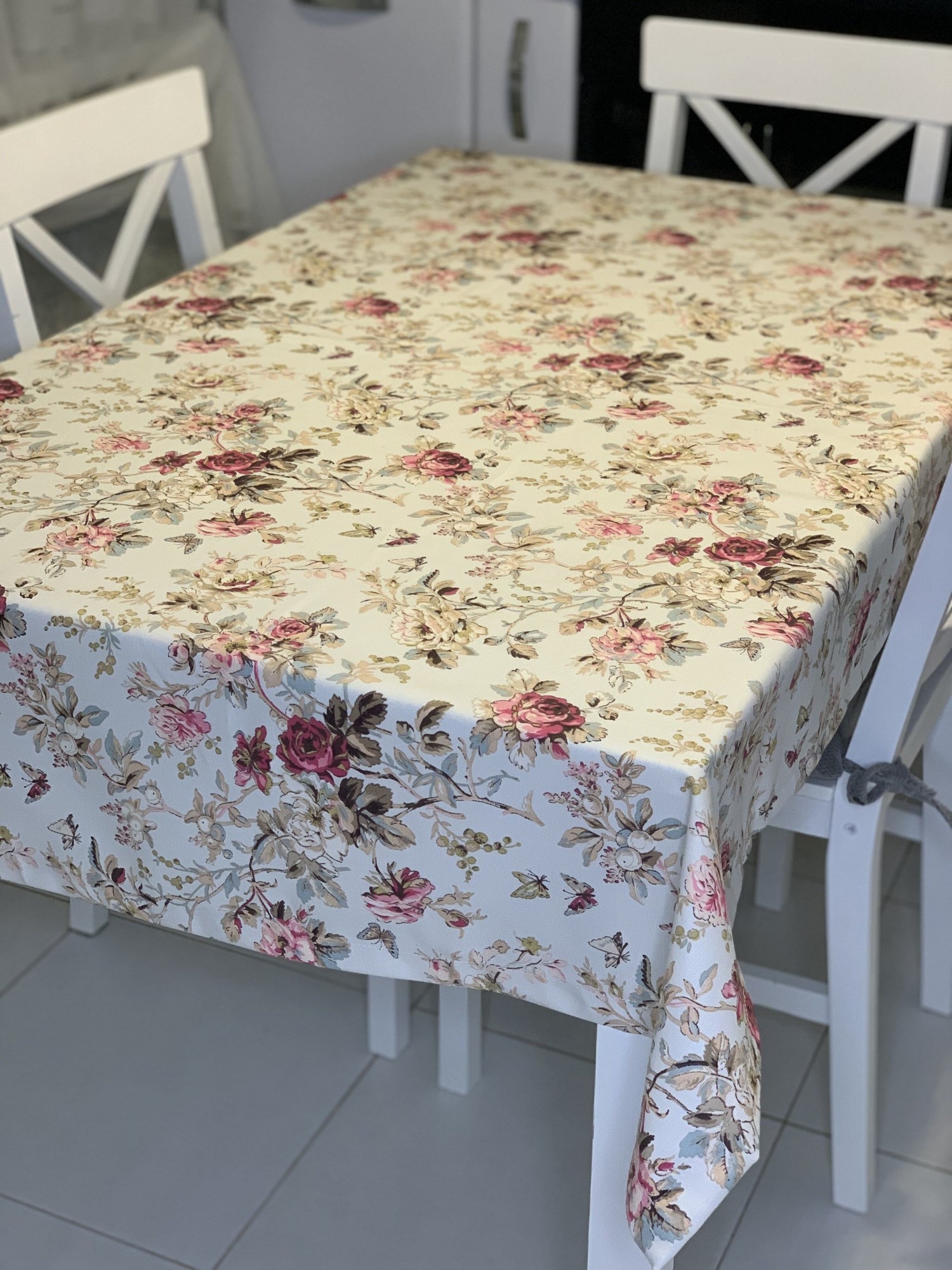 

Скатерть тефлоновая Home Style 0102 170*260