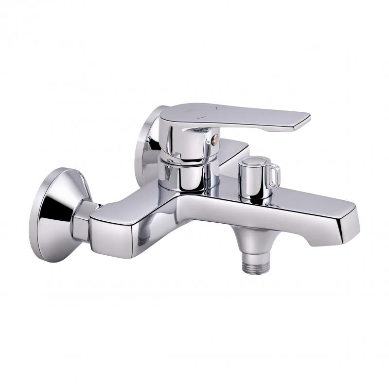 

Смеситель для ванны QT Vítkov 3019104GC с коротким изливом