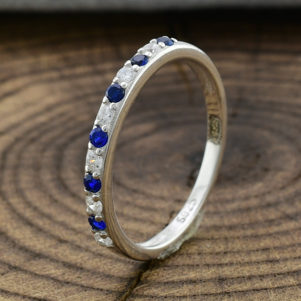 

Серебряное кольцо ТС510168 вставка синие фианиты 14