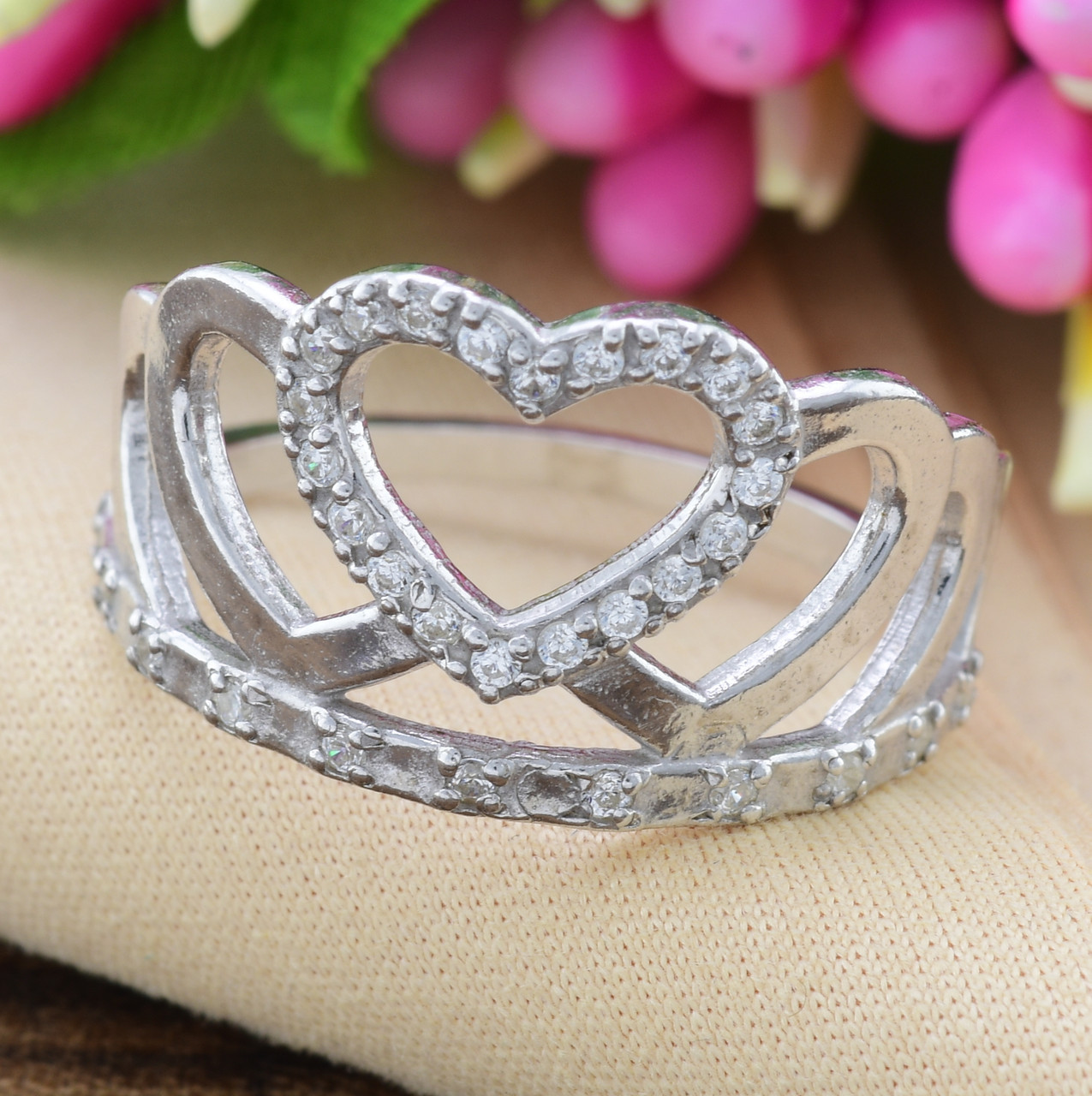 

Серебряное кольцо Корона вставка белые фианиты 16