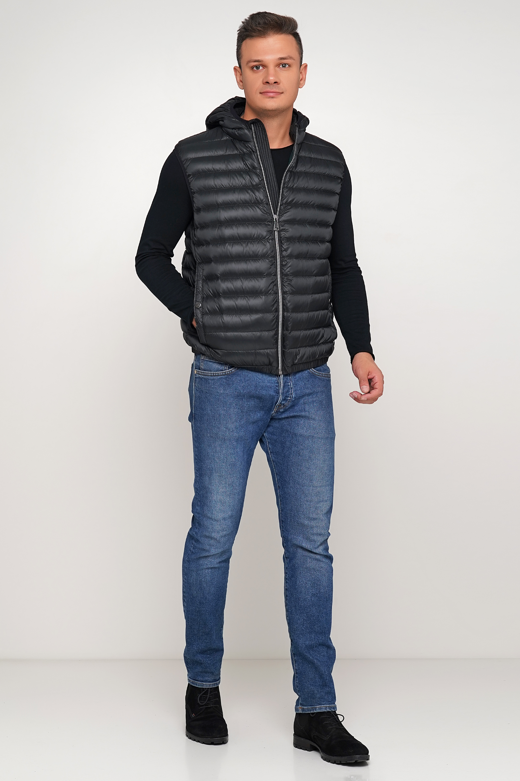 

Жилет мужской пуховый Billeoni AVМ02 54 Черный PIRATE BLACK