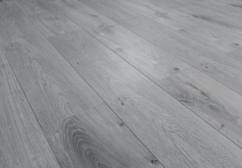 

Ламинат Oster Wald Дуб Виланд VG PF 6802